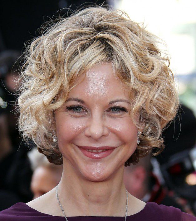 Short Hairstyles For 40 Year Old Woman Detail: