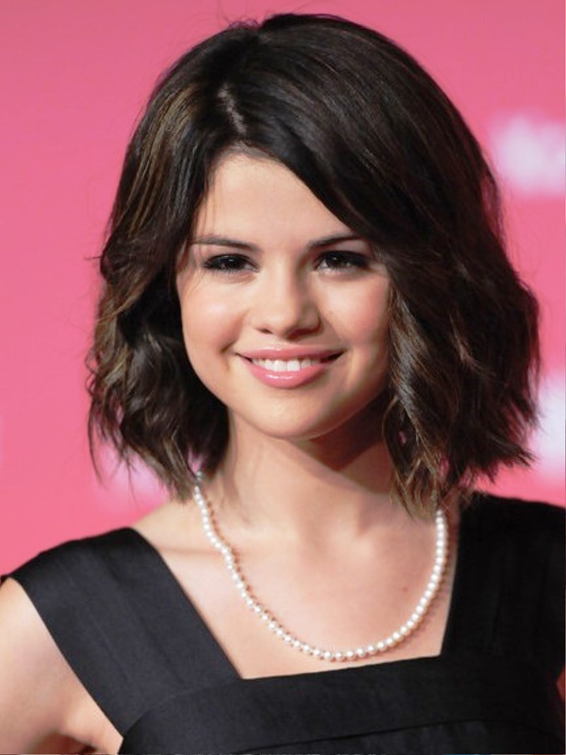 Pictures Of Selena Gomez Short Hair