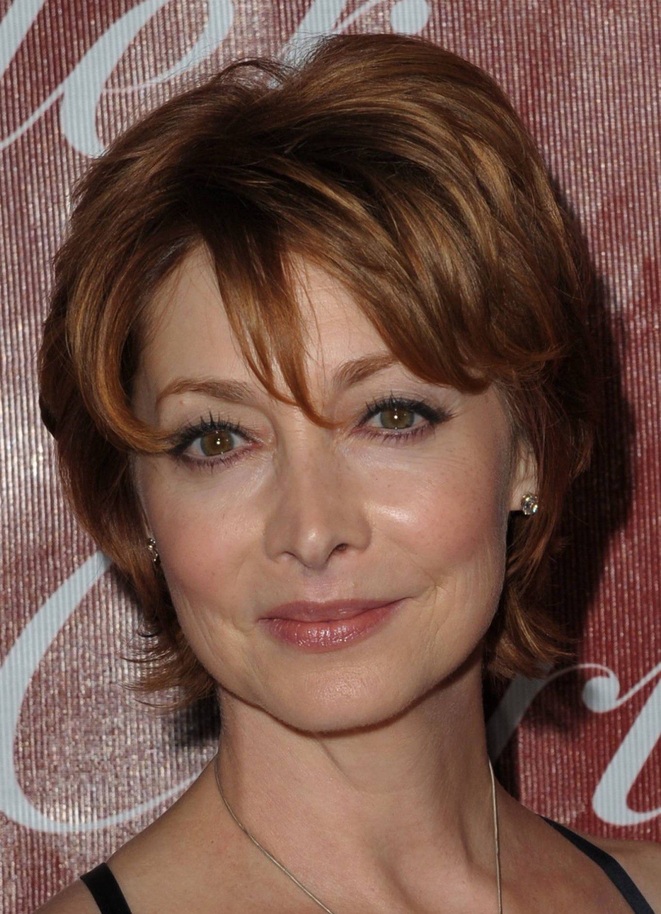 Short Hairstyles Round Face Thick Hair Hairstyles Ideas Short