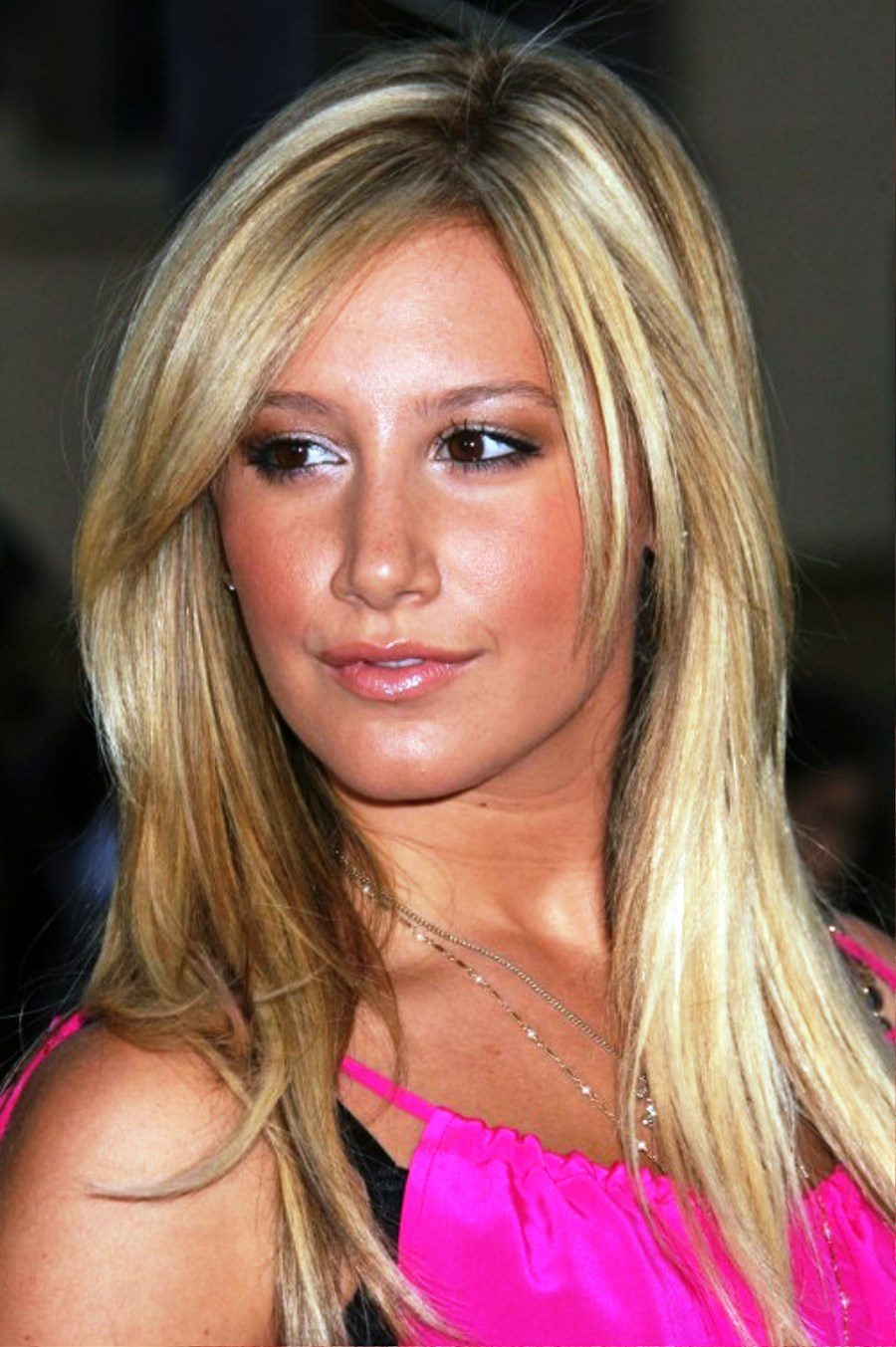 Ashley Tisdale Long Straight Hairstyle