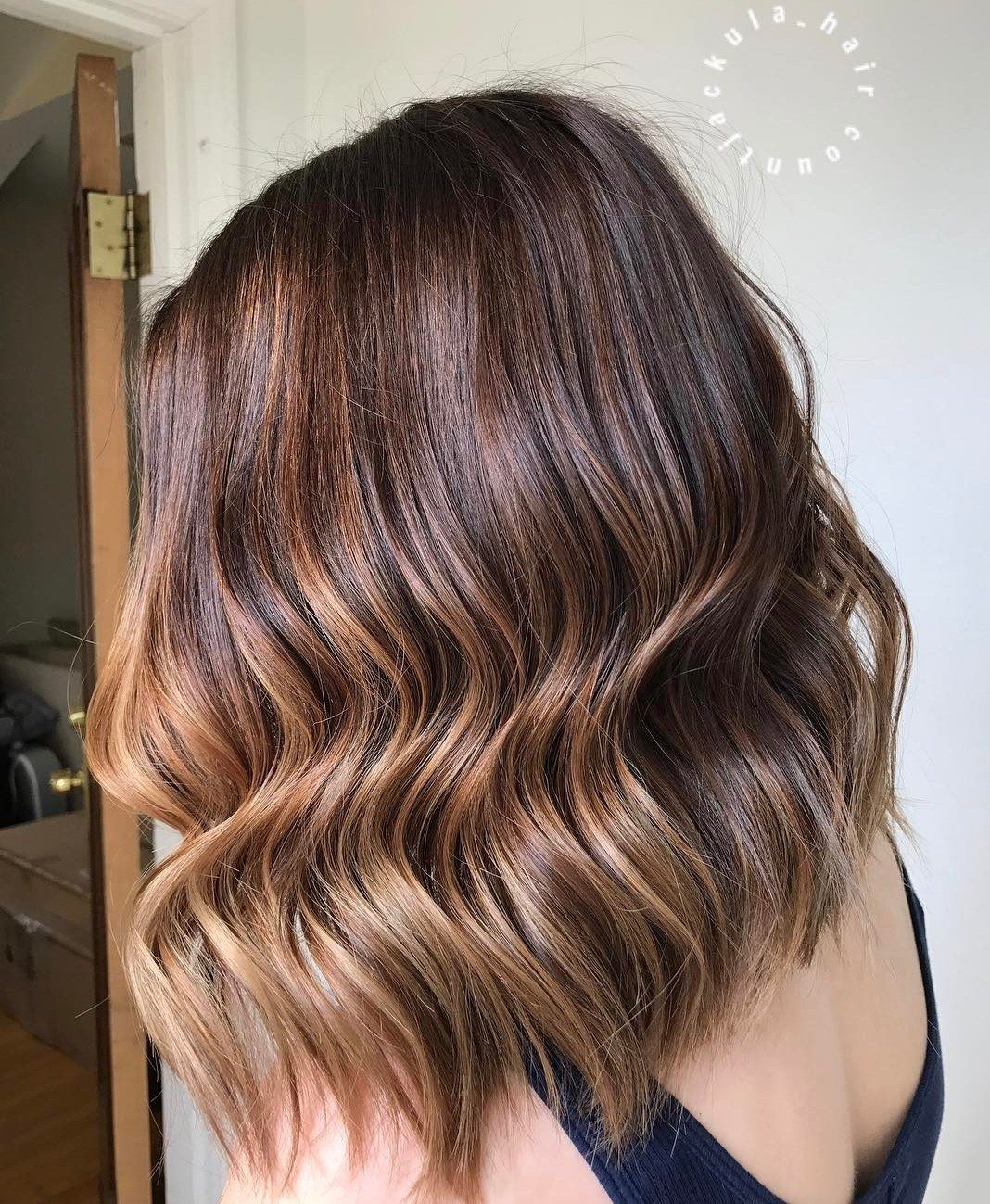 Brown Lob with Piecey Waves and Highlights