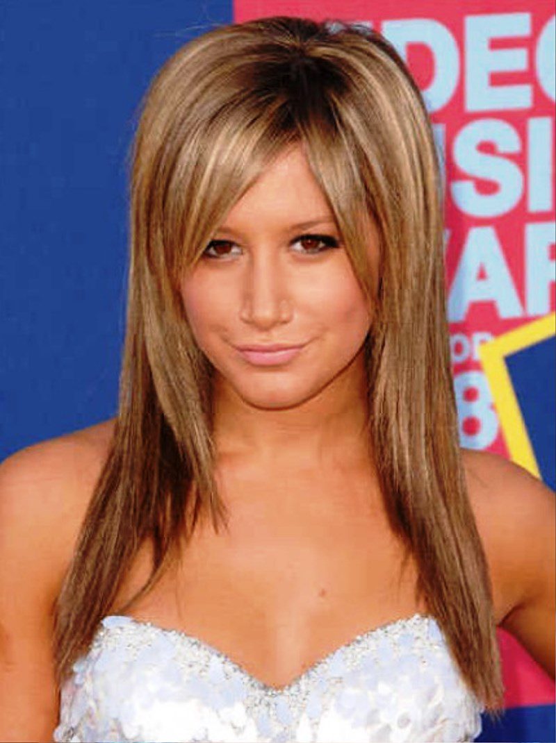 Celebrity Long Straight Layered Hairstyles