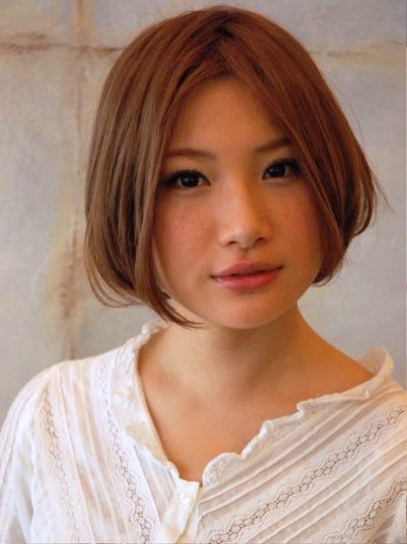 Center Parted Short Japanese Hairstyle