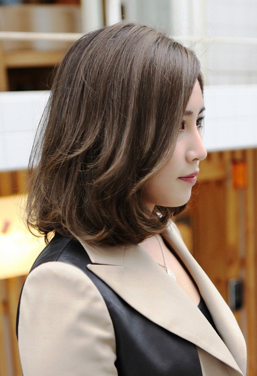 Chic Asian Hairstyle For Short Hair