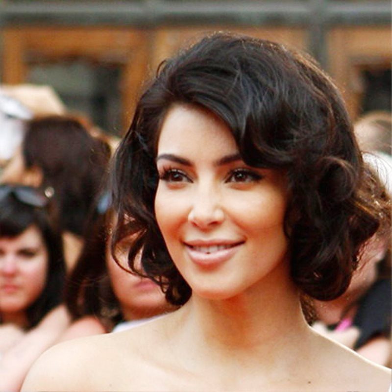 Curly Bob Hairstyle By Kim Kardashian