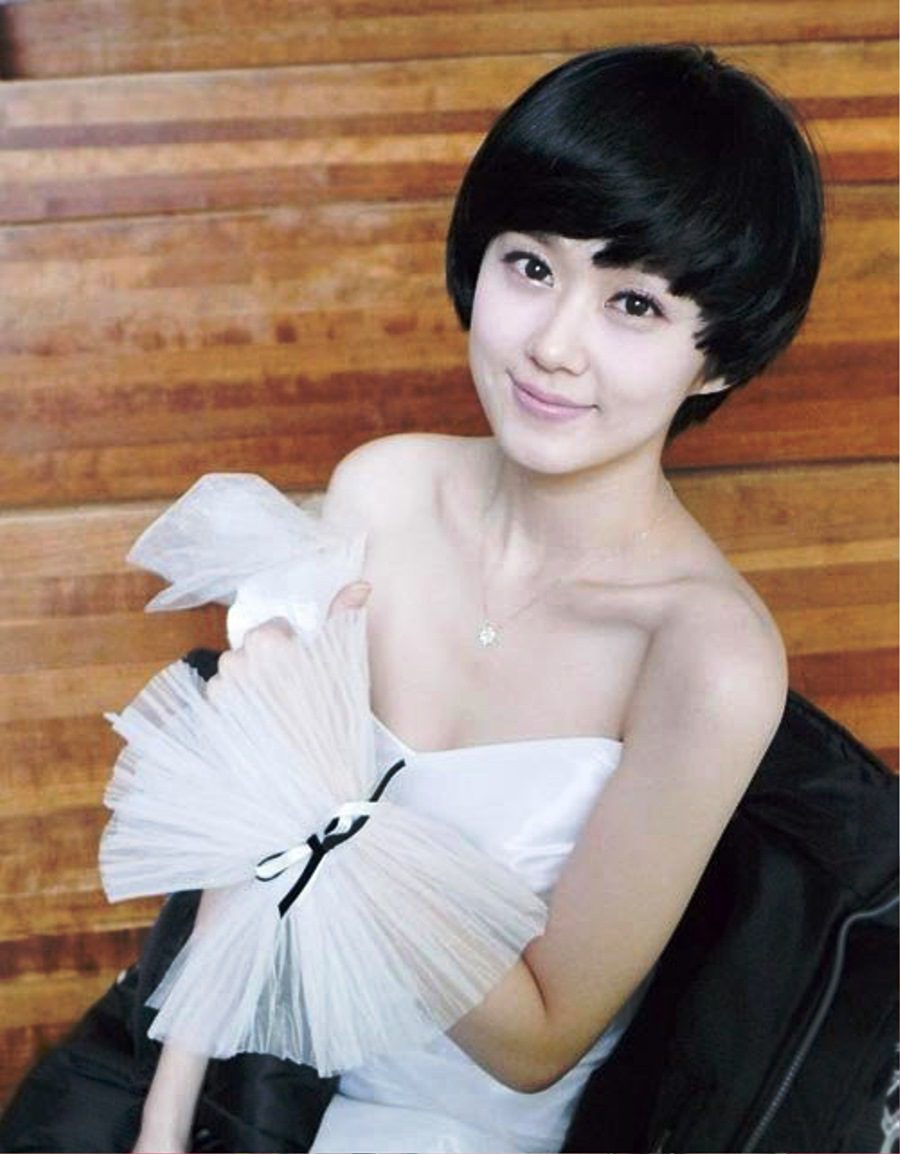 Cute Short Black Hairstyle With Short Bangs