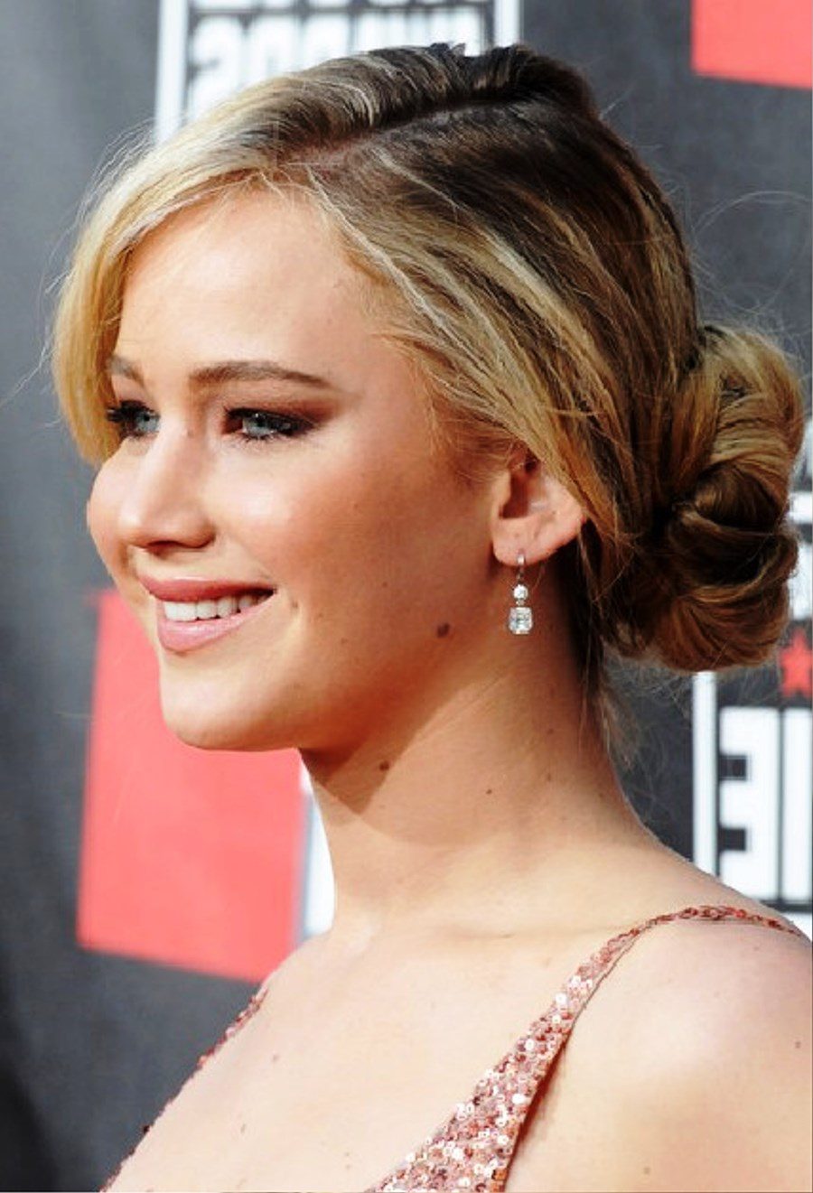 Cute Updo Hairstyles For Short Hair