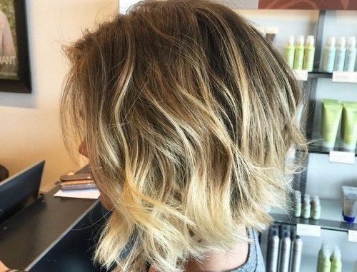 Disconnected Shaggy Bob with Highlighted Ends