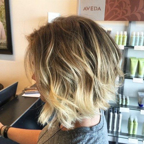 Disconnected Shaggy Bob with Highlighted Ends