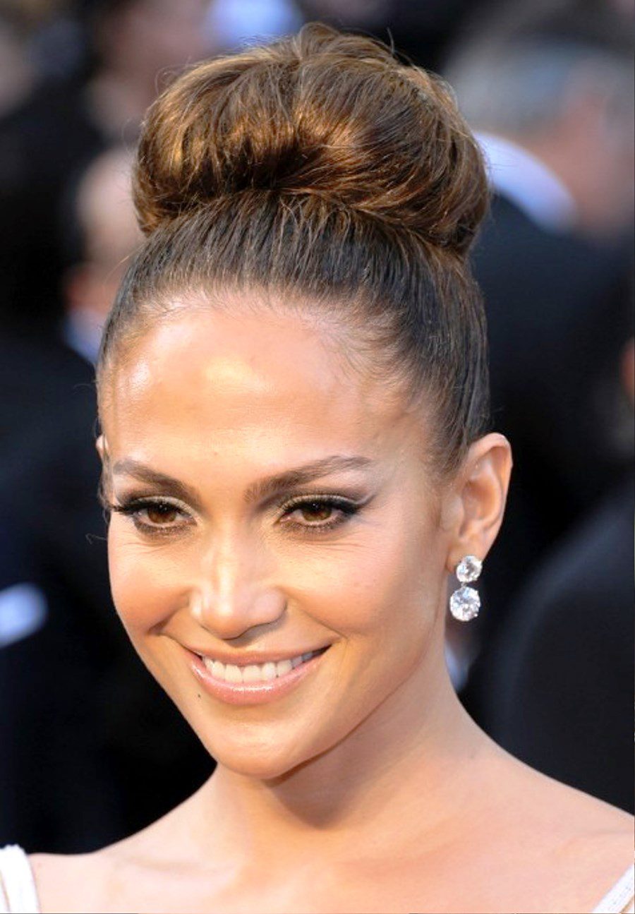 Jennifer Lopez Formal Classic Bun