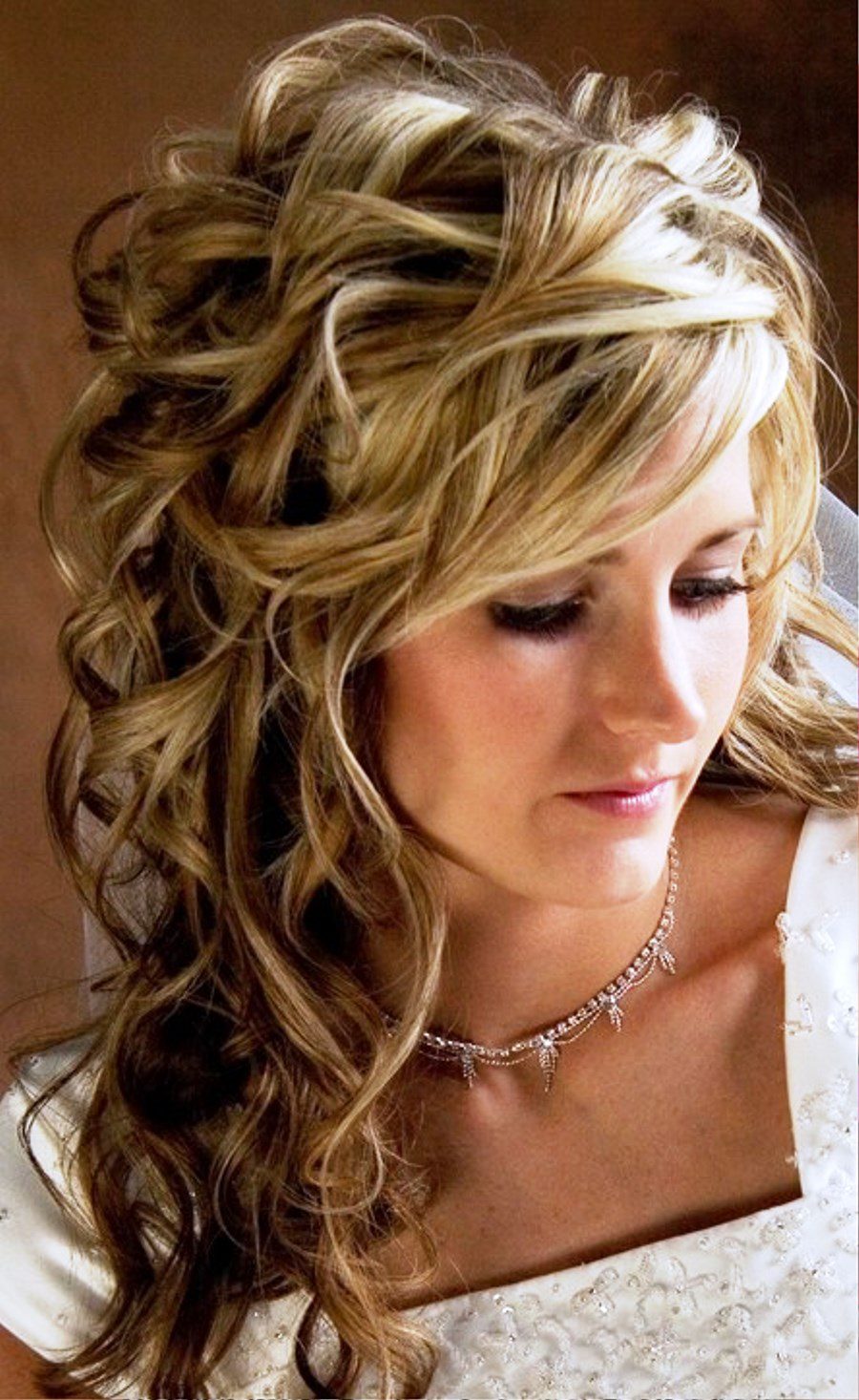 Long Wavy Curly Hairstyle For Wedding