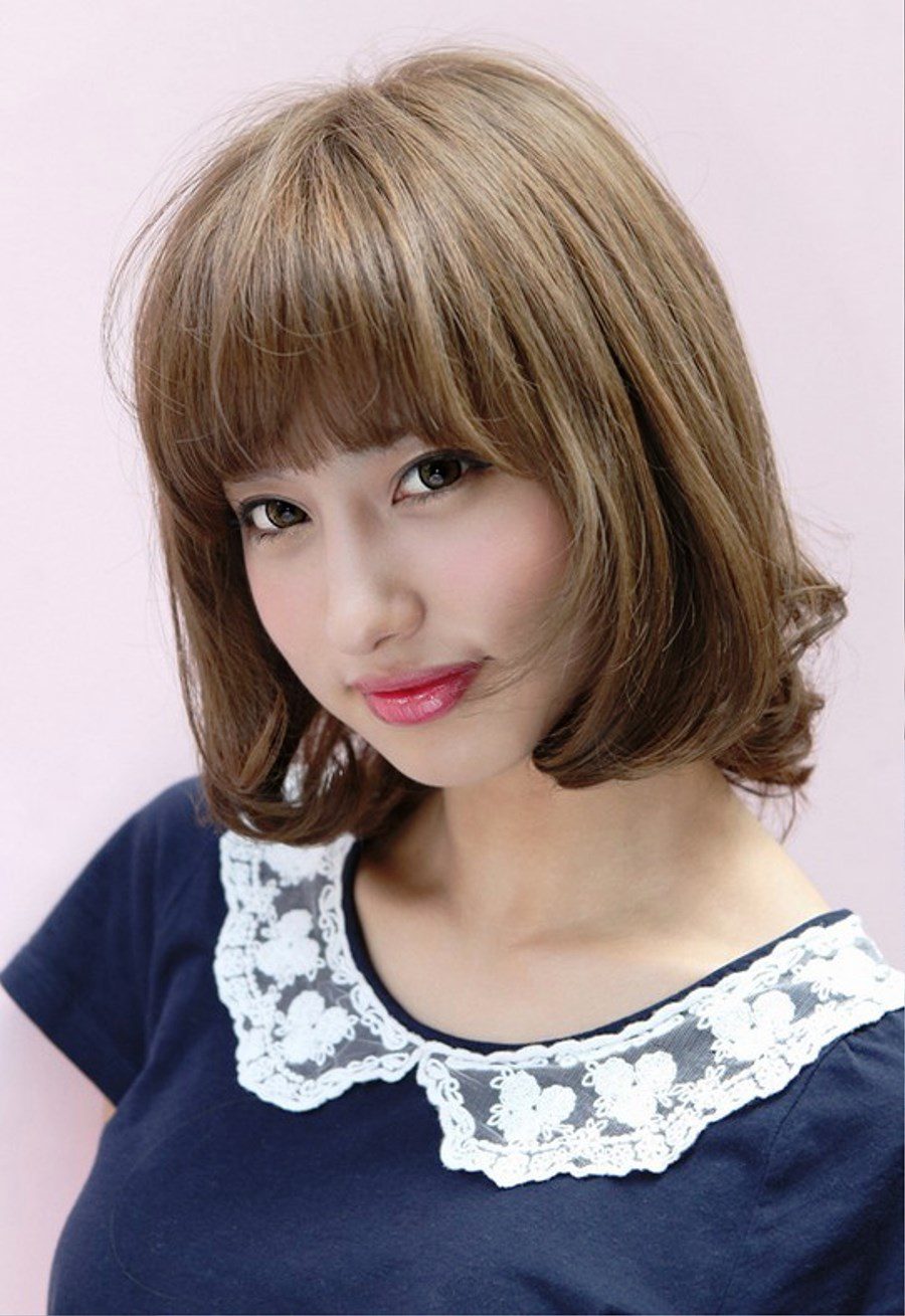 Lovely Short Japanese Bob Hairstyle With Bangs