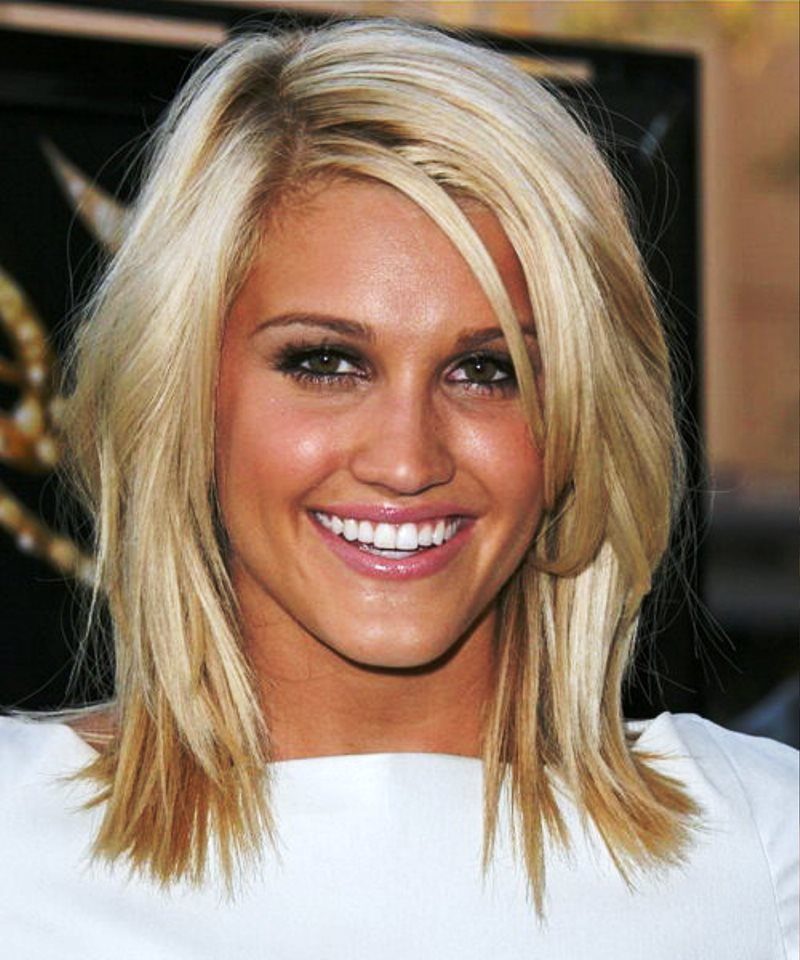 Medium Length Blonde Hair Styles