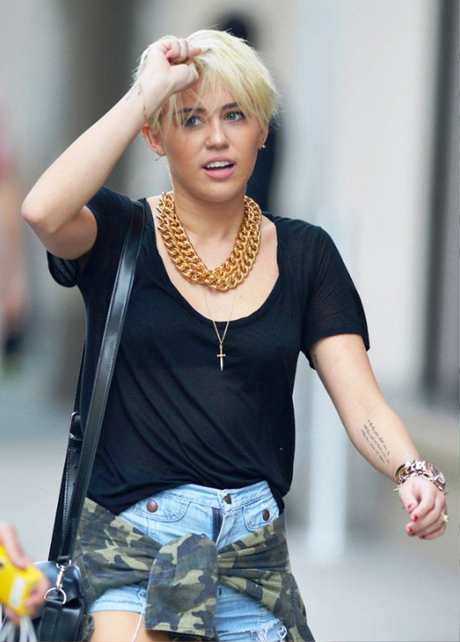 Miley Cyrus New Short Hairstyle