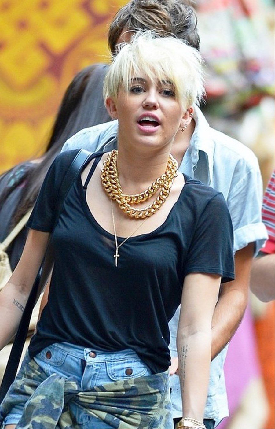 Miley Cyrus Short Hairstyles1