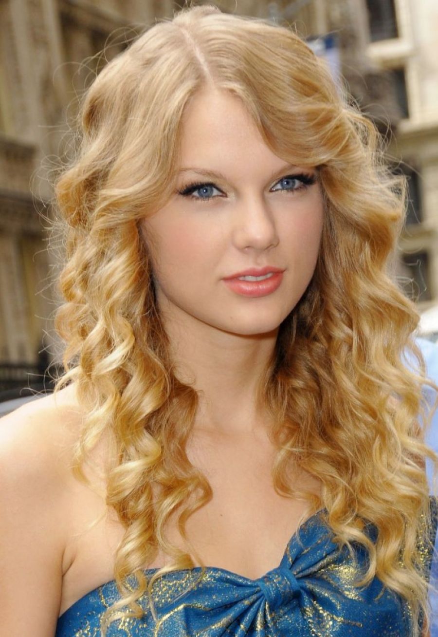 Popular Curly Hairstyles 2012
