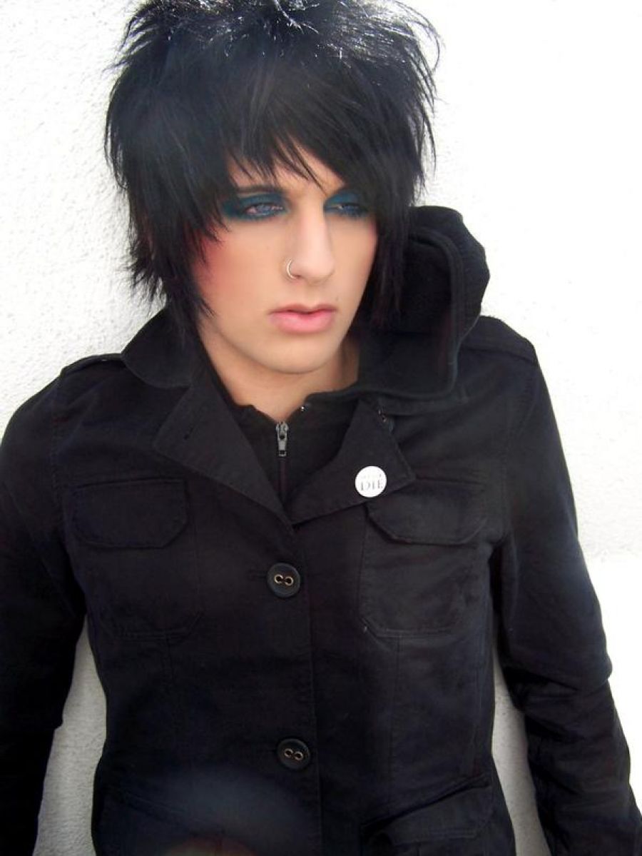 Popular Emo Hairstyles For Boys