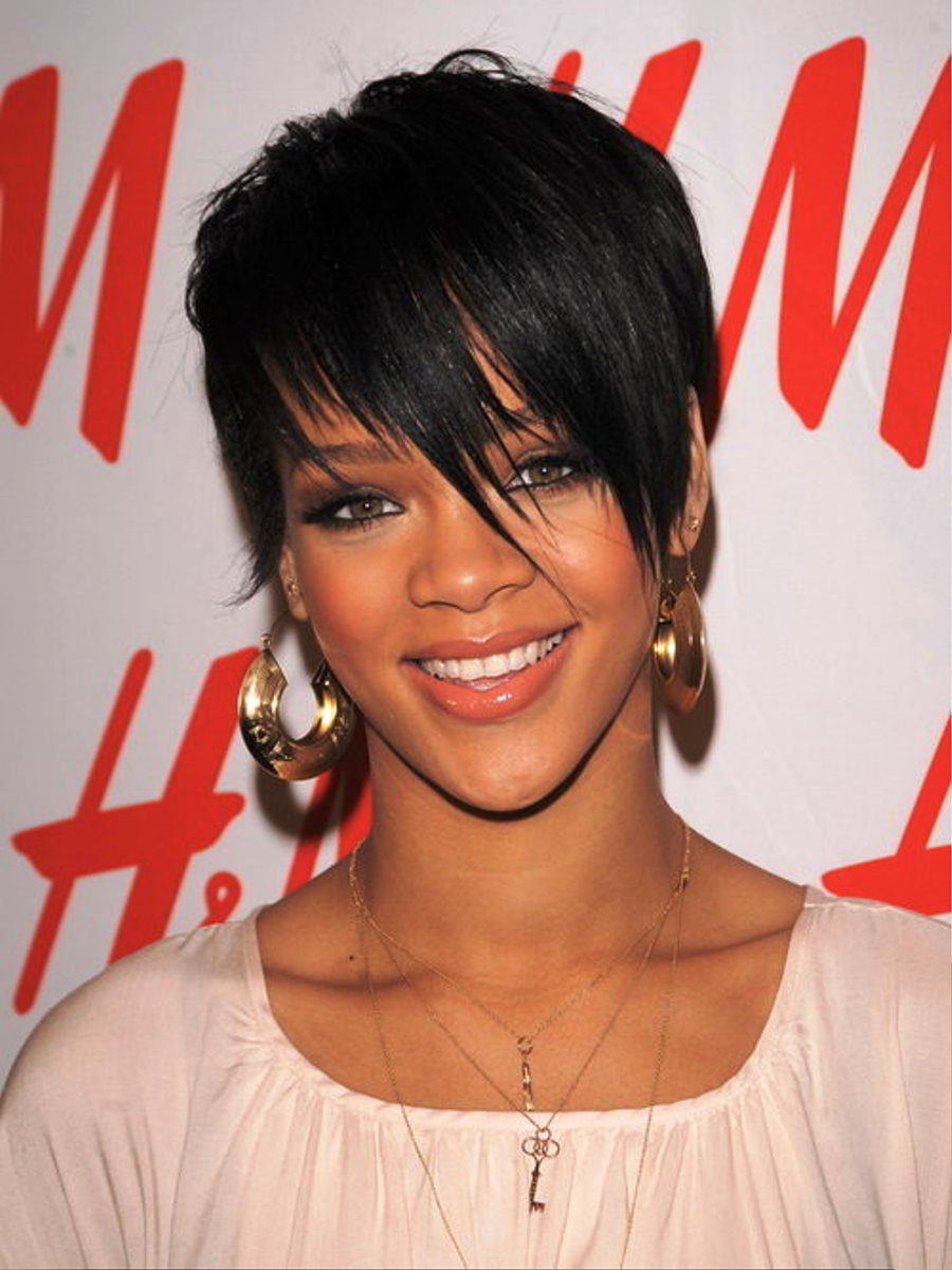 Rihanna African American Short Hairstyles Layered
