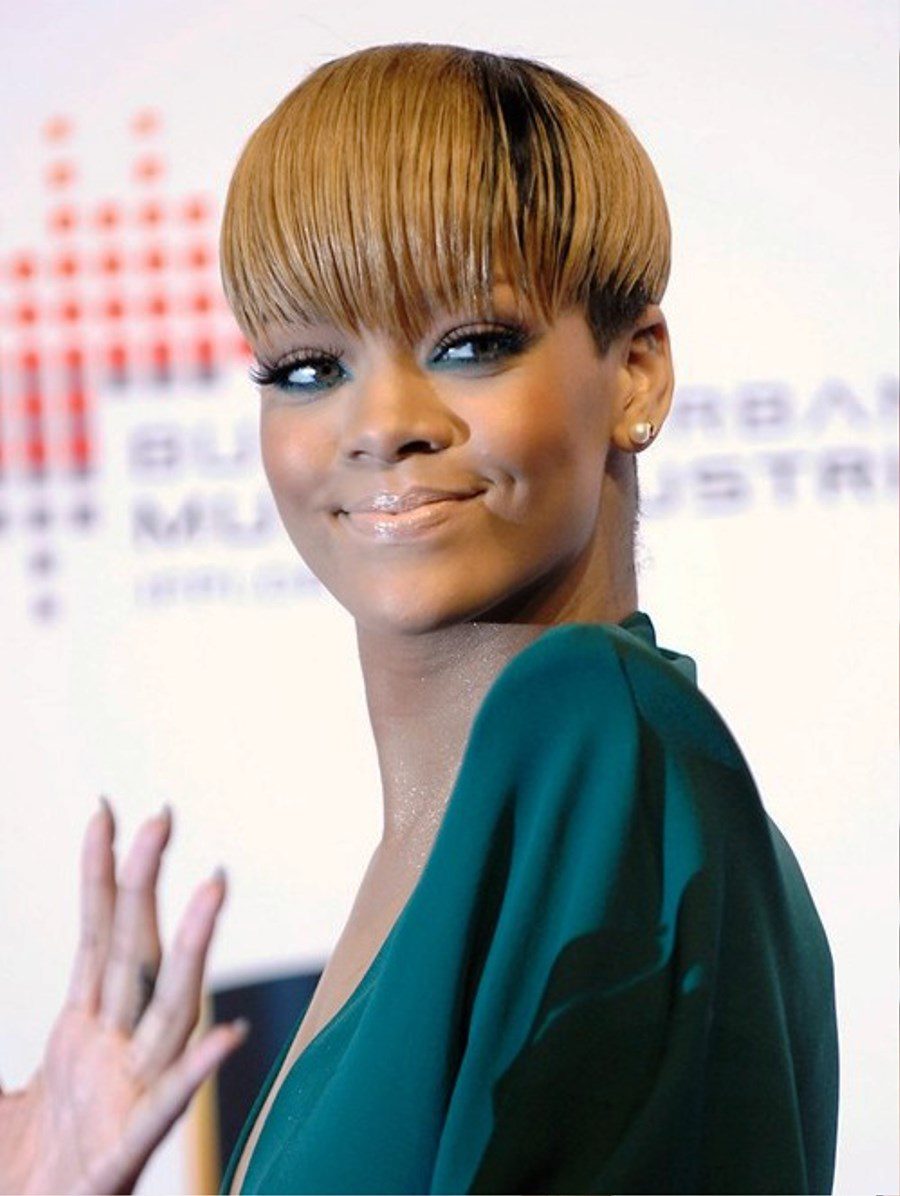 Rihanna Short Sleek Bowl Cut