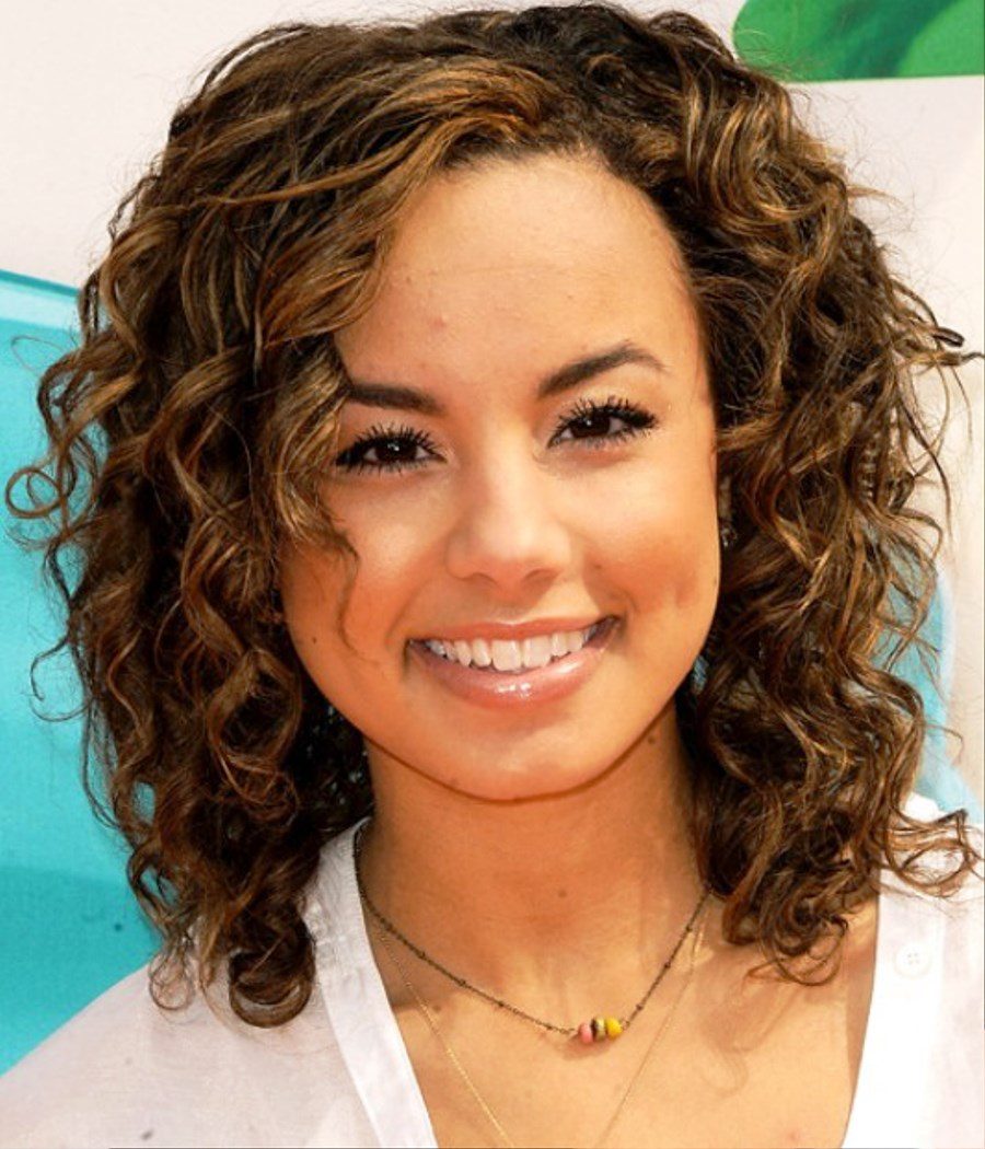 Savannah Jayde Medium Curly Hairstyle