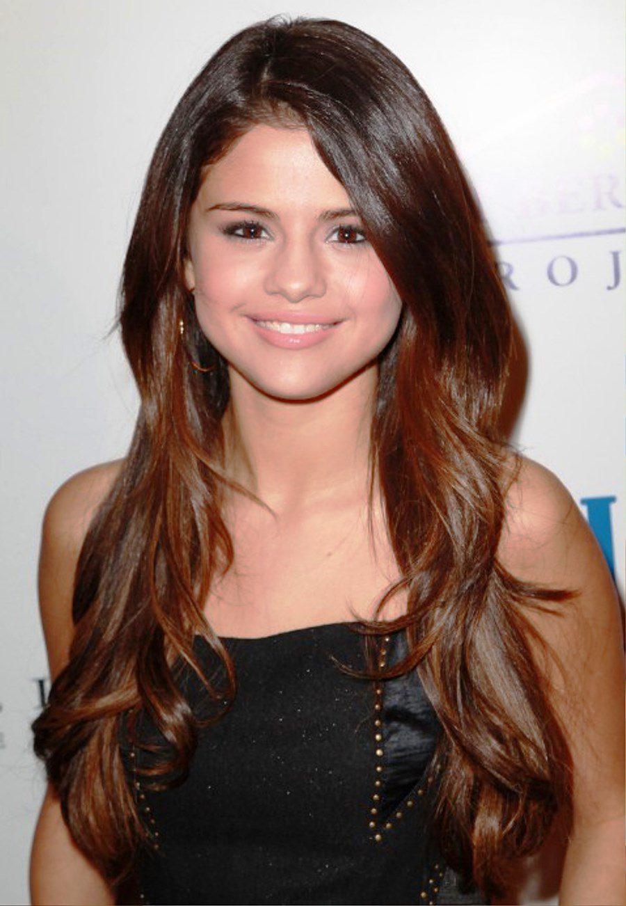 Selena Gomez Long Hairstyles For Prom