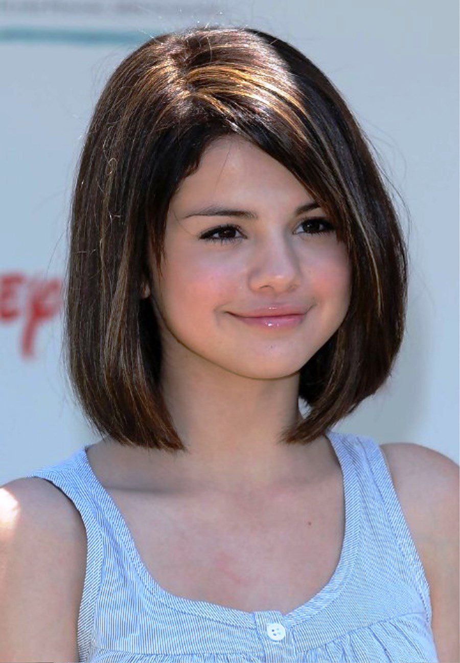 Selena Gomez Short Hair Styles