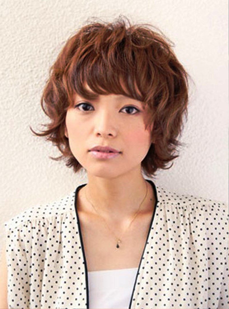 Short Curly Japanese Hairstyles
