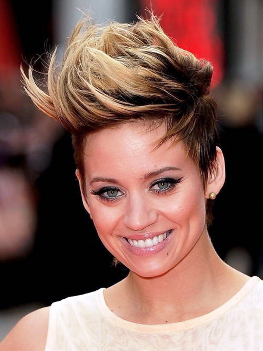 Short Hairstyles For Square Faces 2013