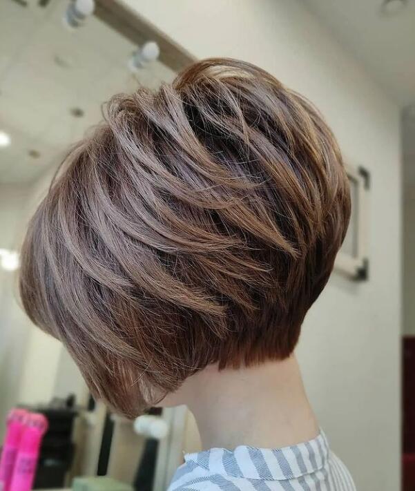 Short Layered Bob Hairstyles 2