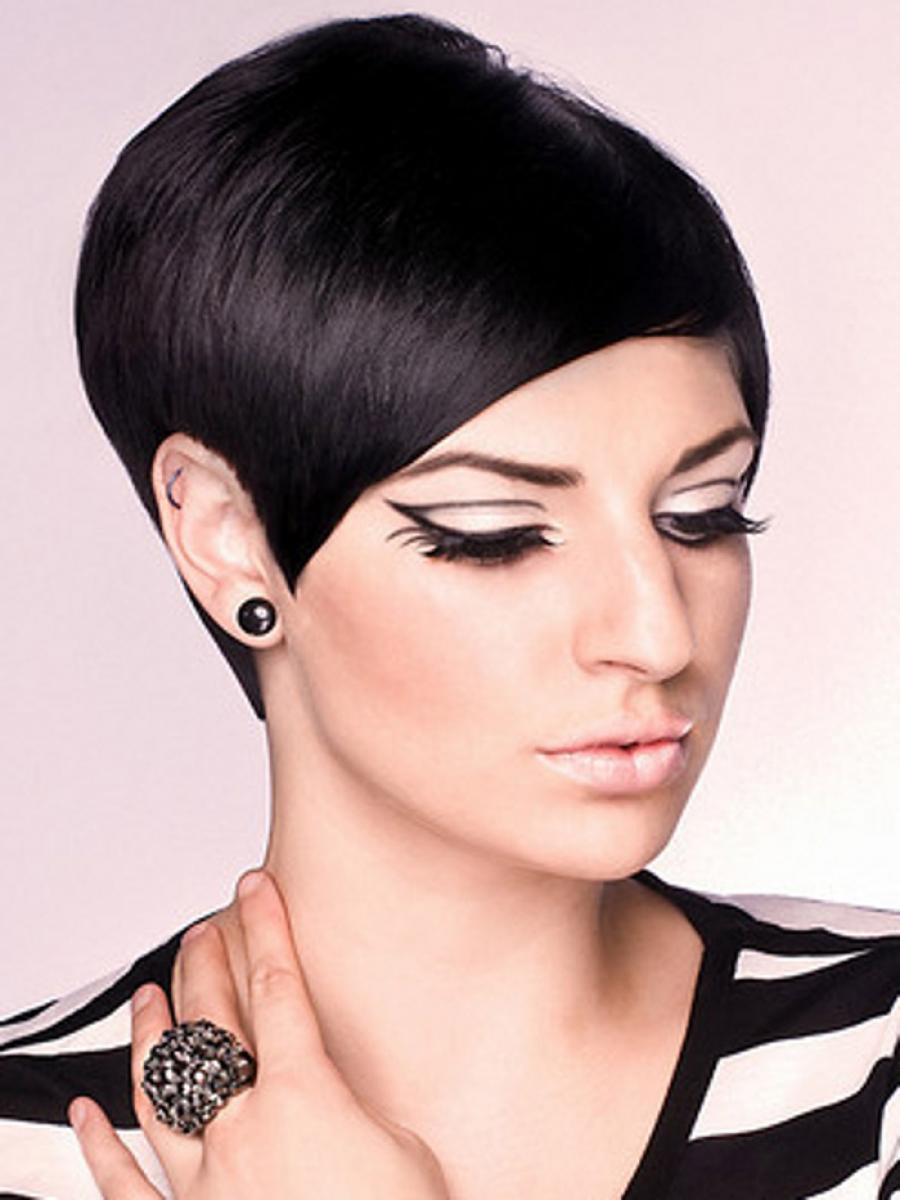 Short Sophisticated Black Hairstyles