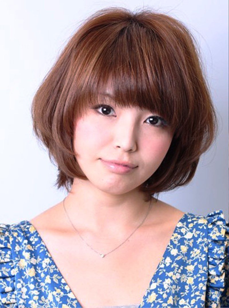 Short Straight Japanese Hairstyle