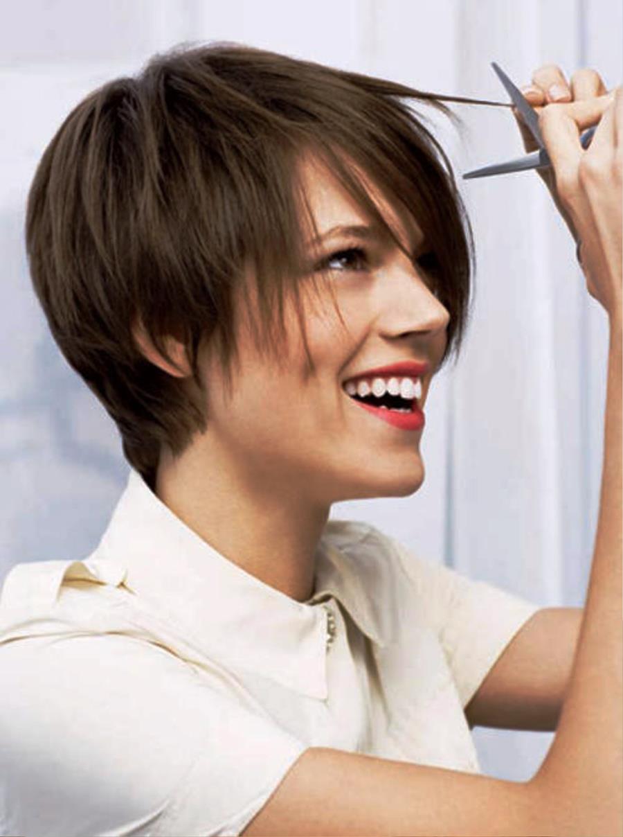 Straight Short Brown Hairstyles