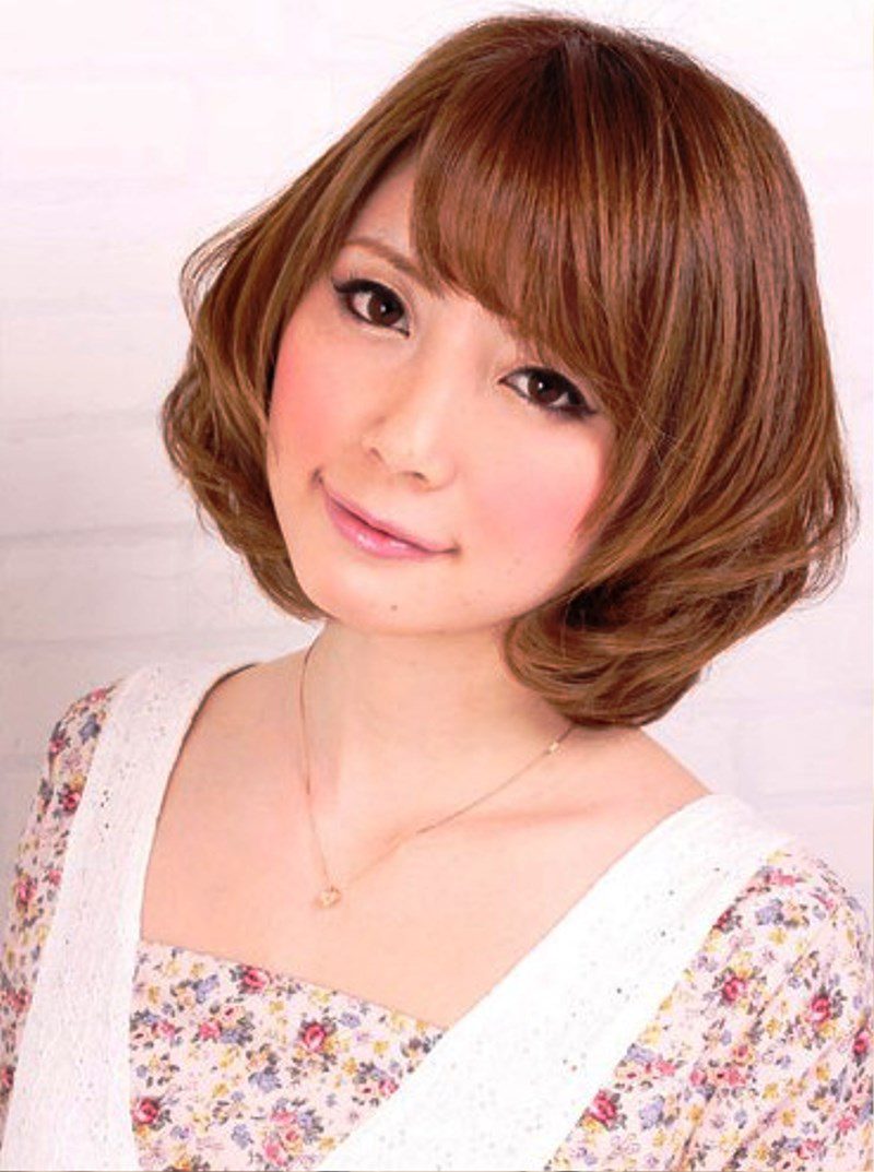 Sweet Short Japanese Hairstyle
