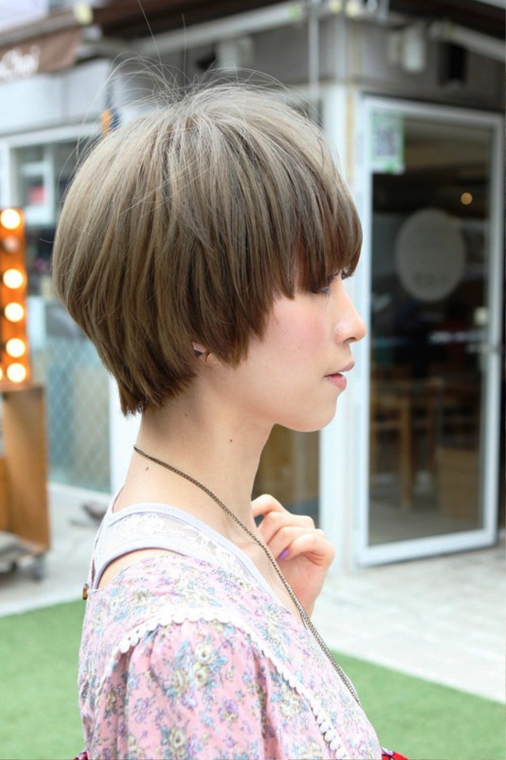 Trendy Asian Short Straight Haircut