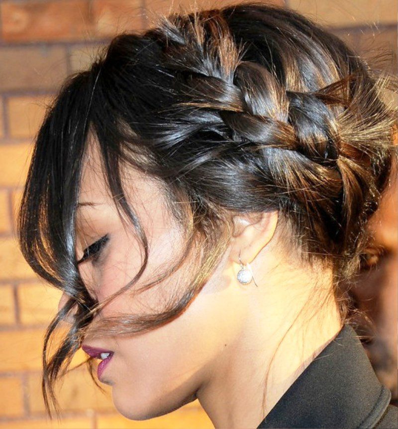 Trendy Braided Hairstyle With Bangs1