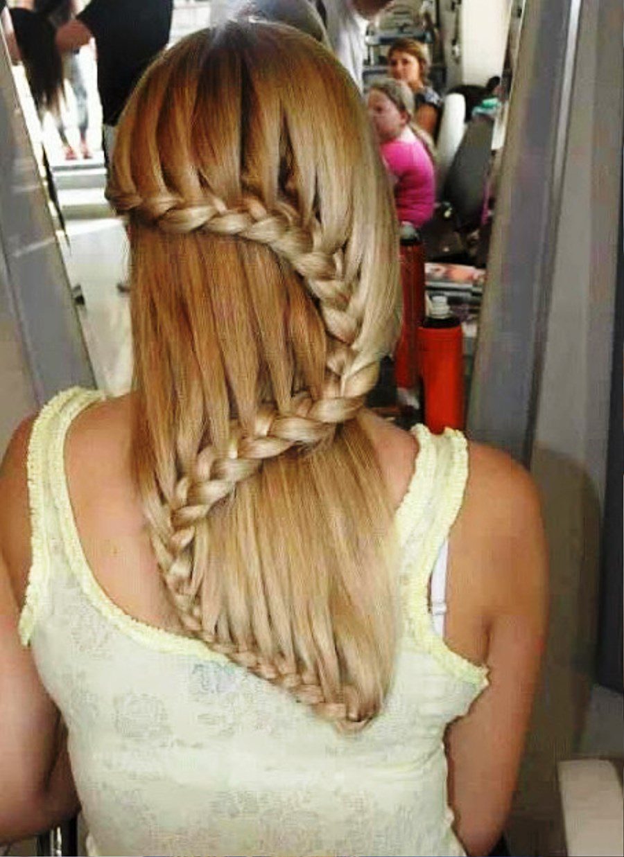 Trendy Waterfall Braid Hairstyles For Women