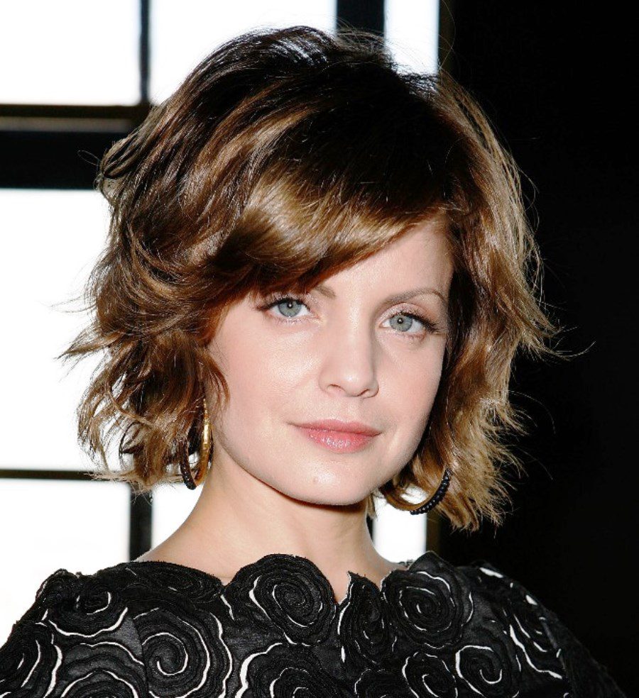 Wavy Bob Hairstyle With Bangs