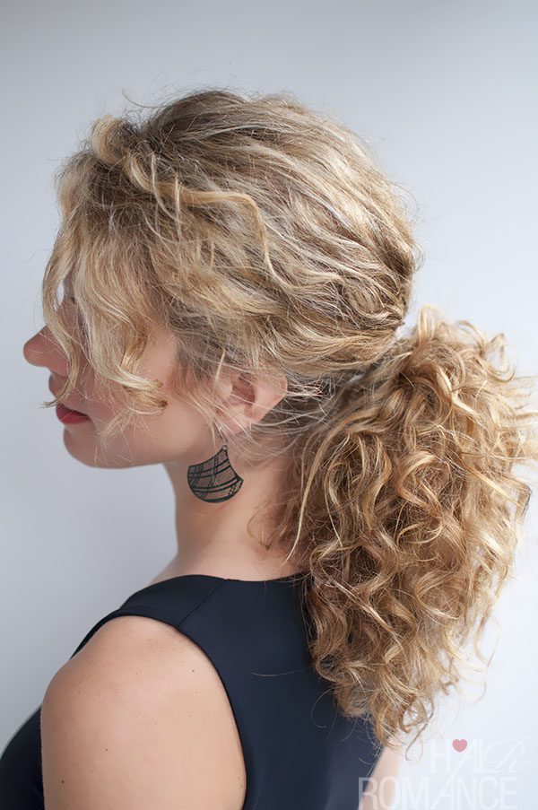 curly ponytail hairstyles