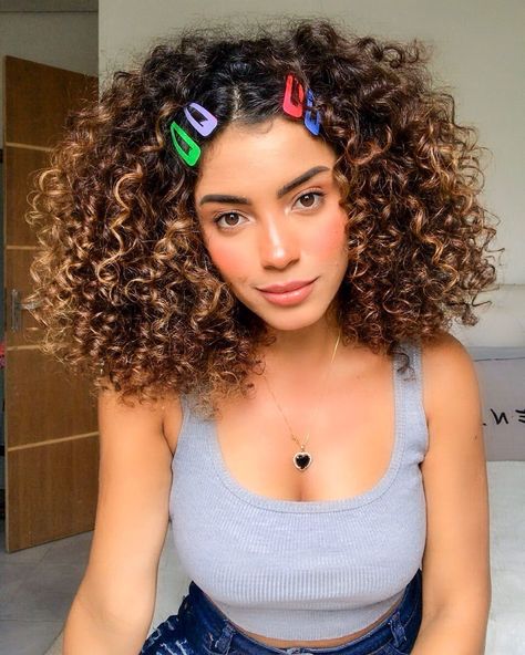 cute curly hair hairstyles