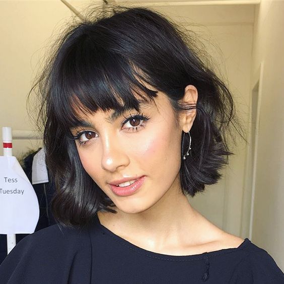cute hairstyles for short hair with bangs