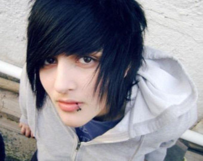 emo hairstyles for guys 2