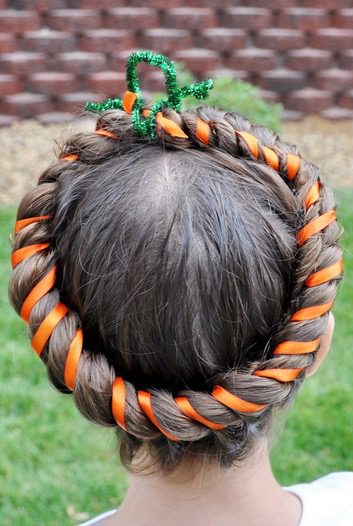 halloween twist hairstyle