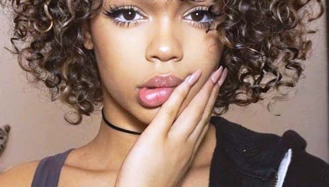 mixed cute hairstyles for short curly hair