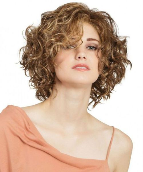 short curly hairstyles 2020