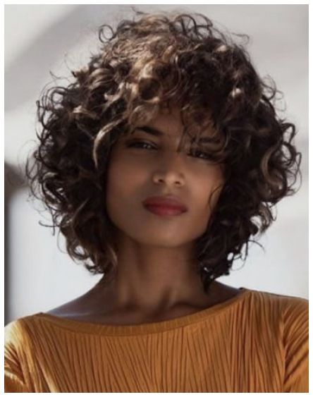 short curly hairstyles 2021