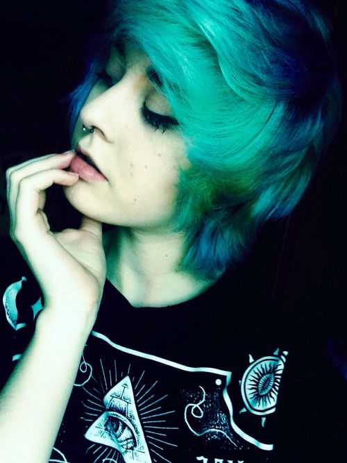 short emo hairstyles tumblr