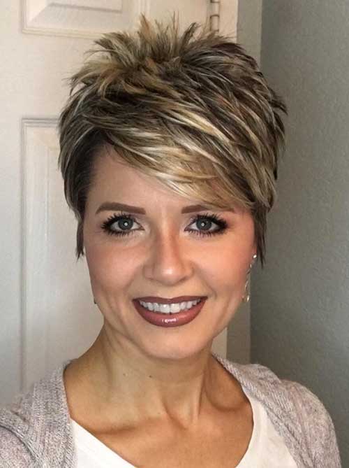 short layered bob hairstyles for over 50 2