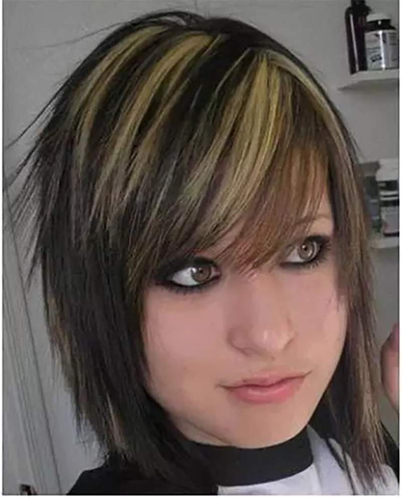 shoulder length emo hairstyles