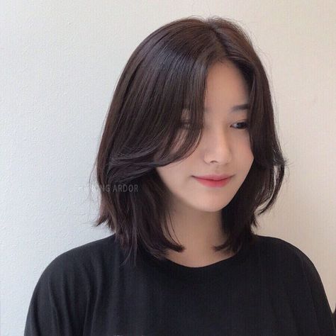 shoulder length hair cute hairstyles for short hair