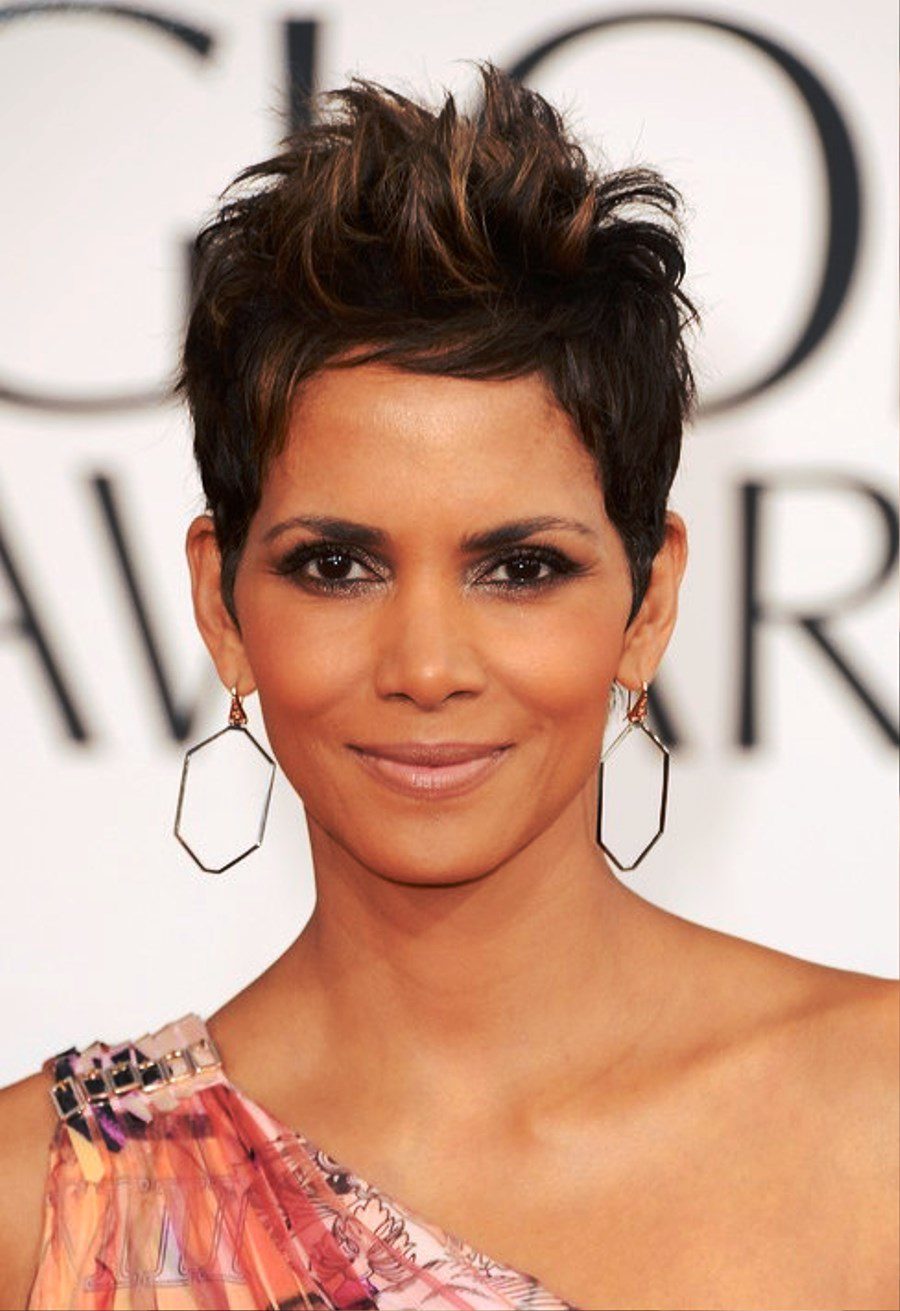 Pictures of Halle Berry Short Spiked Pixie Cut 2013